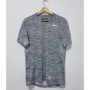 Nike Pro Mens T Shirt M Heather Gray Crew Neck Short Sleeve Breathable Logo